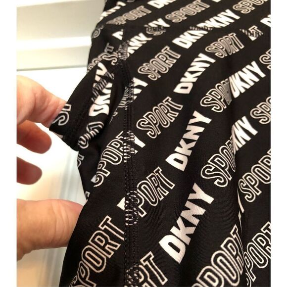 DKNY SPORT - NWT - L Sz XS High-Waist Logo Cycling Shorts. Slim Fit w/Pockets - Picture 8 of 16